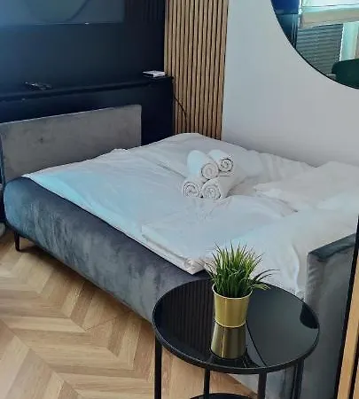 Apartment Liczi *